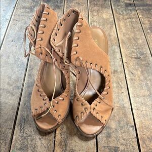 Nine West Tan  Lace Sandals